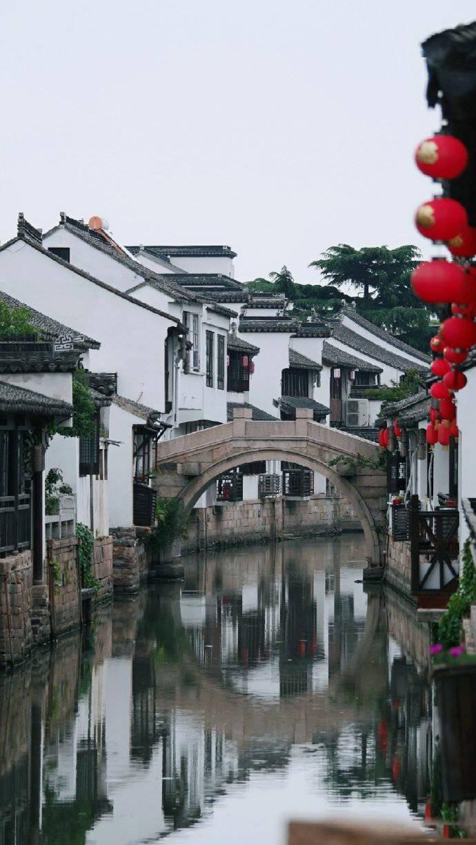 摇滚乐团的装扮