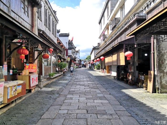 拥堵的停车场