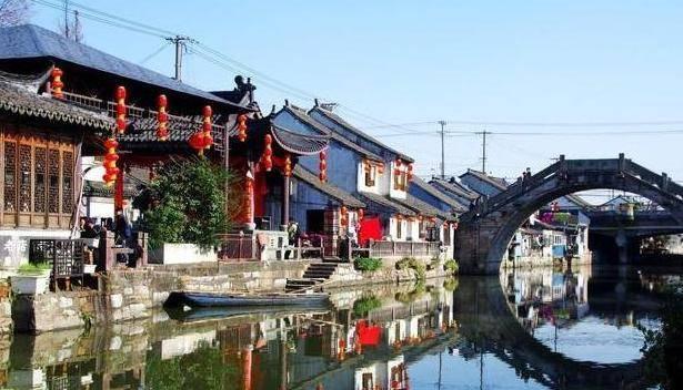 逃离无人大住宅